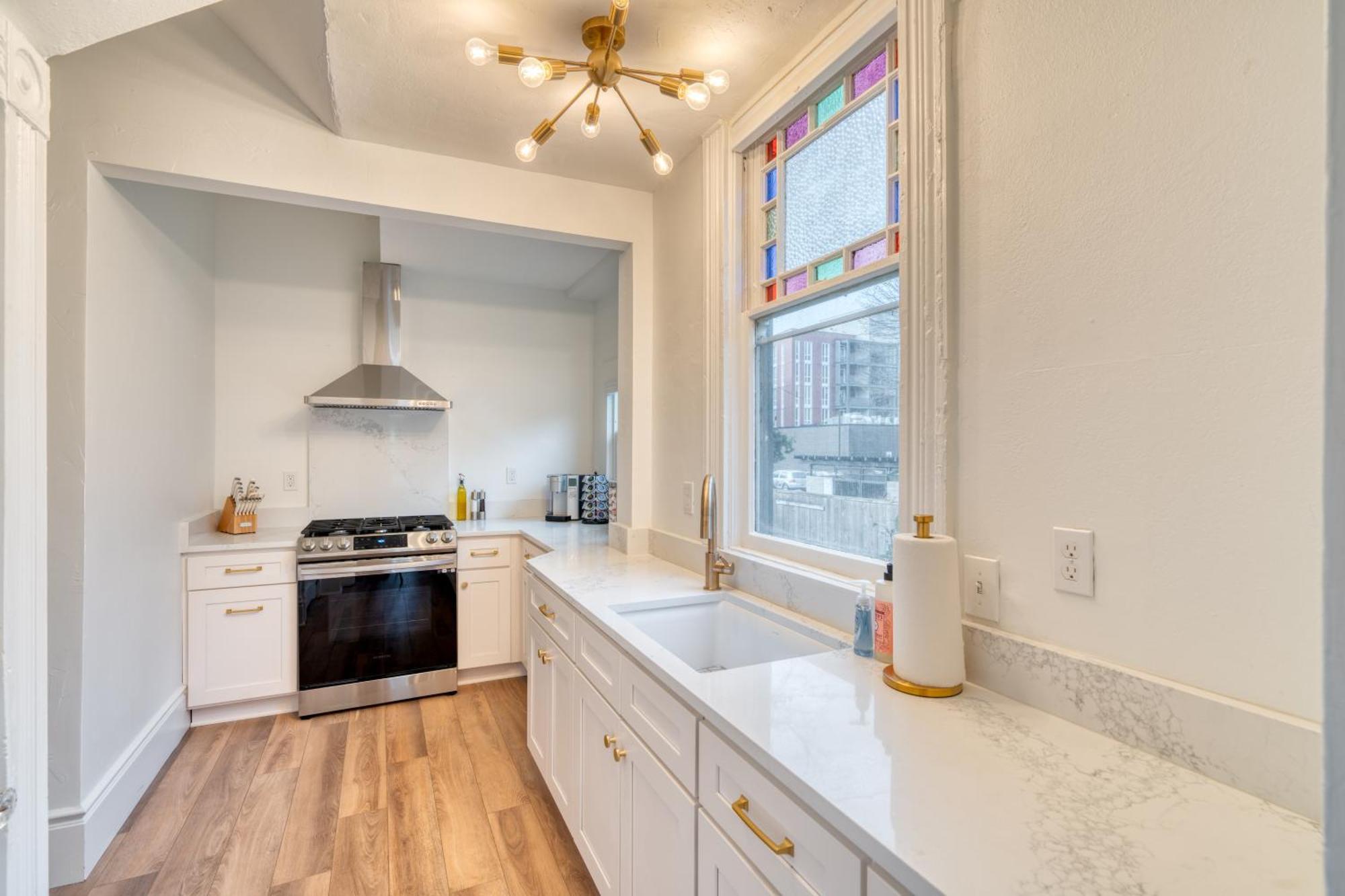 Holiday home Collection - Historic Queen Anne Vernacular - 95 Walkscore Portland